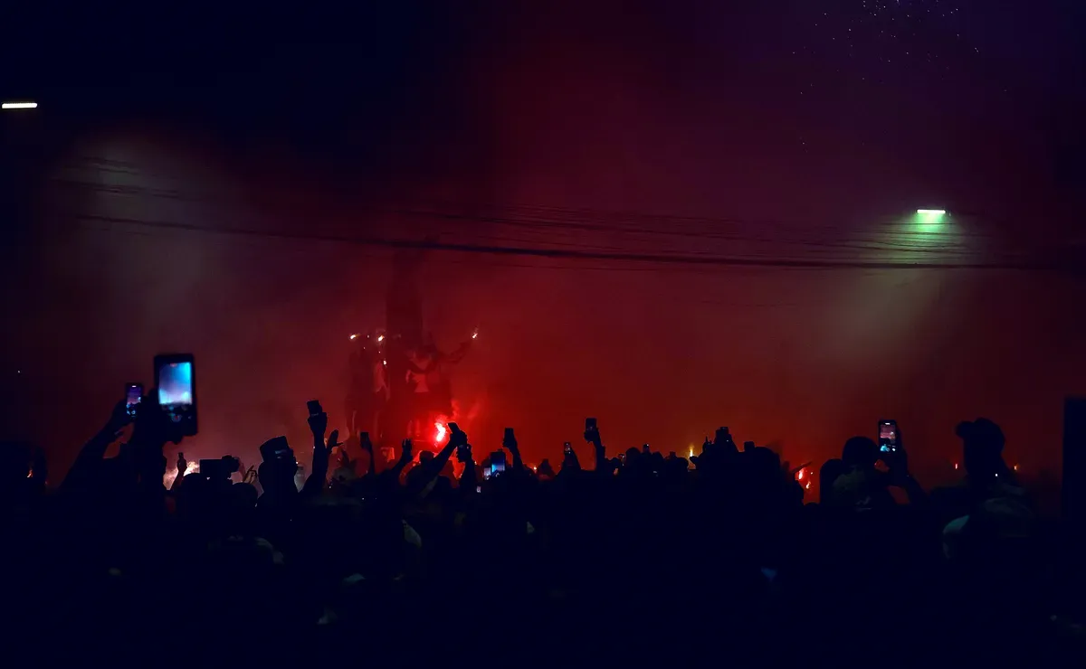 Santos cobra posições após confusão entre torcedores e polícia em clássico contra o Palmeiras