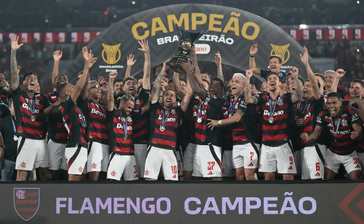 Flamengo se destaca e iguala os gigantes do século XXI, alcançando o topo brasileiro