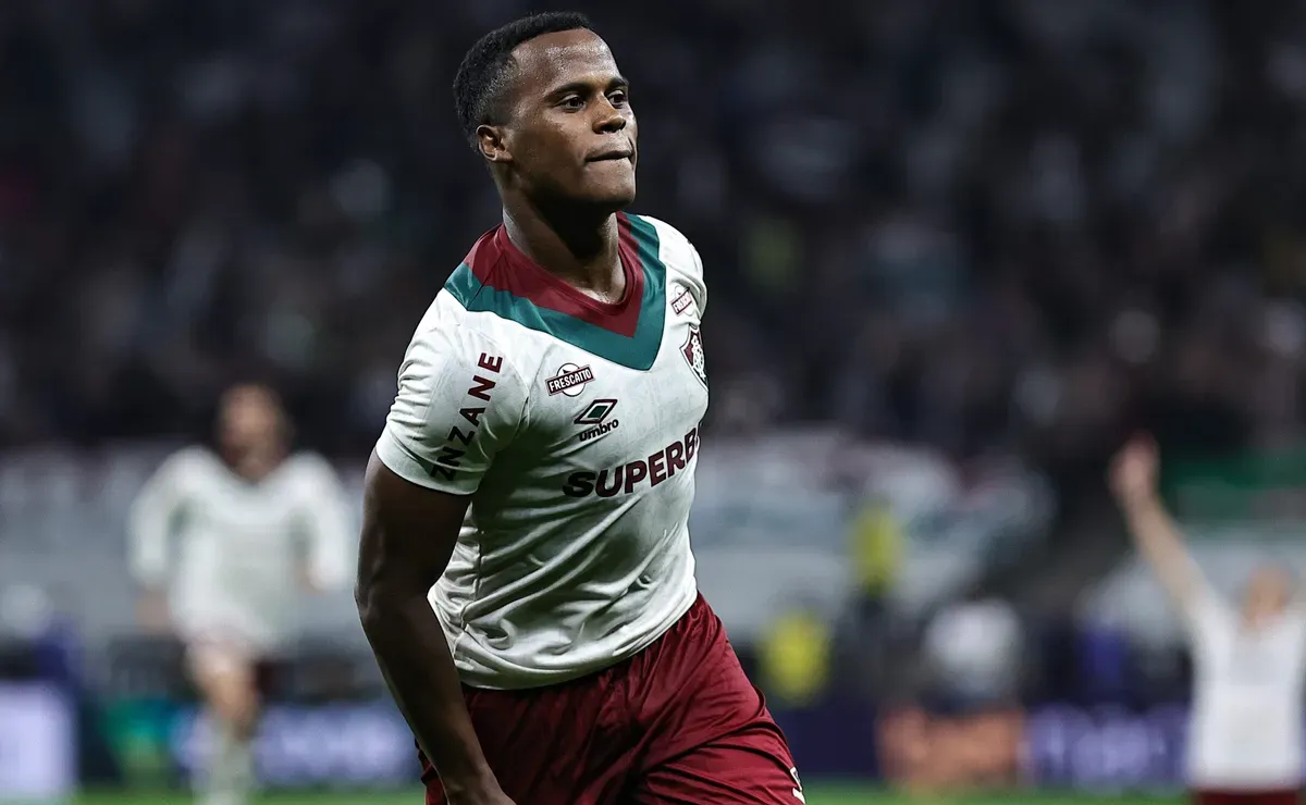 Palmeiras enfrenta impasse para fechar com Jhon Arias; acordo com Wolverhampton se distancia