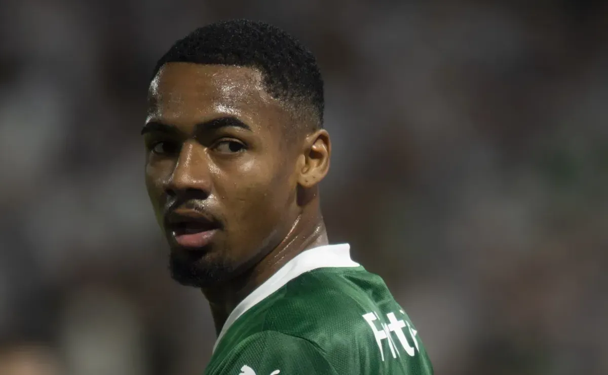 Joia do Verdão de saída? Palmeiras planeja barca de vendas de joias e prepara venda de quase 200 milhões por estrela