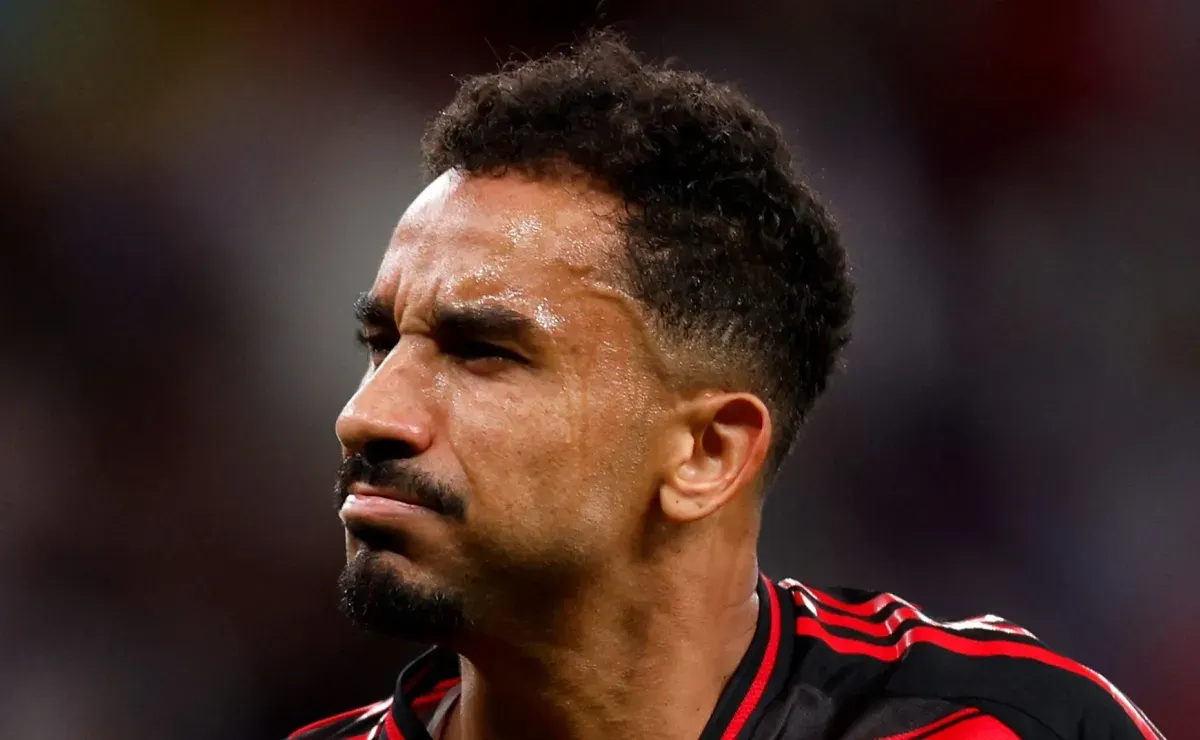 Flamengo se impõe sobre o Pyramids, brilha em bolas paradas e garante vaga na final da Copa Intercontinental