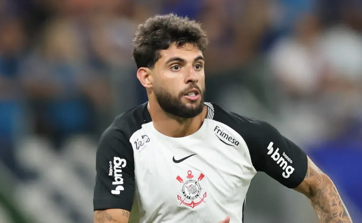 Yuri Alberto é criticado e enfrenta pressão após atuação apagada contra o Cruzeiro na Copa do Brasil