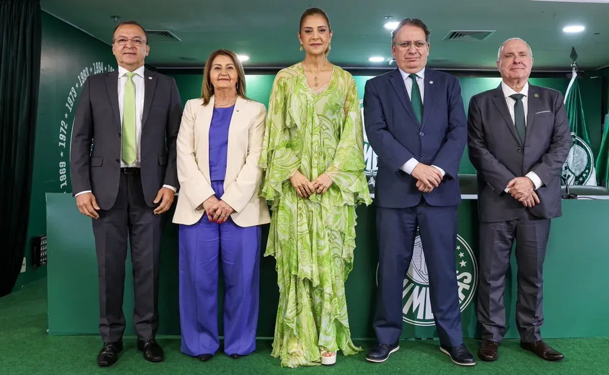 Crise interna: Reunião do Palmeiras vira embate político entre Leila e conselheiro