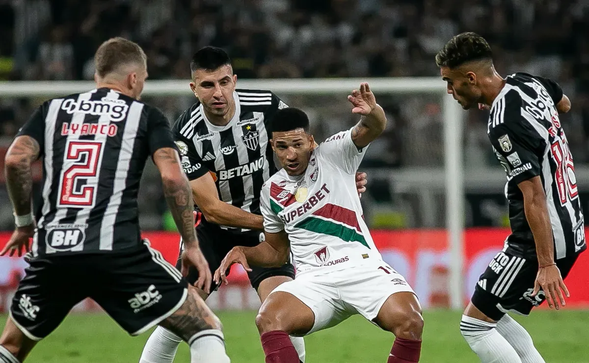 Flamengo mira Kauã Elias e prioriza contratações estratégicas para brigar por gols em 2026