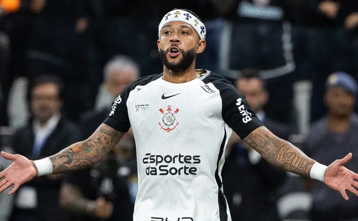 Memphis Depay pode igualar recorde pessoal com mais jogos na final da Copa do Brasil pelo Corinthians