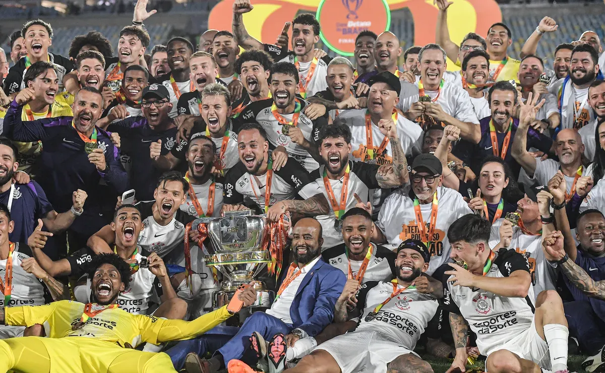 Corinthians reage ao brilho de Breno Bidon na final da Copa do Brasil e avalia venda iminente