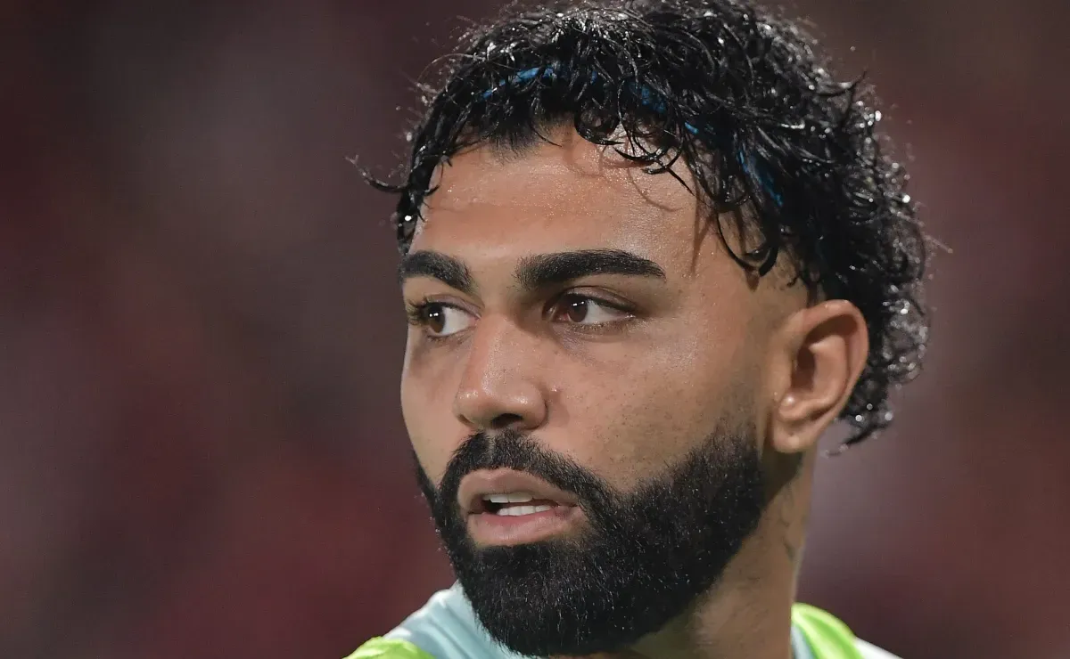 Neto revela que diretores do Corinthians reagem a oferta de Gabigol: 