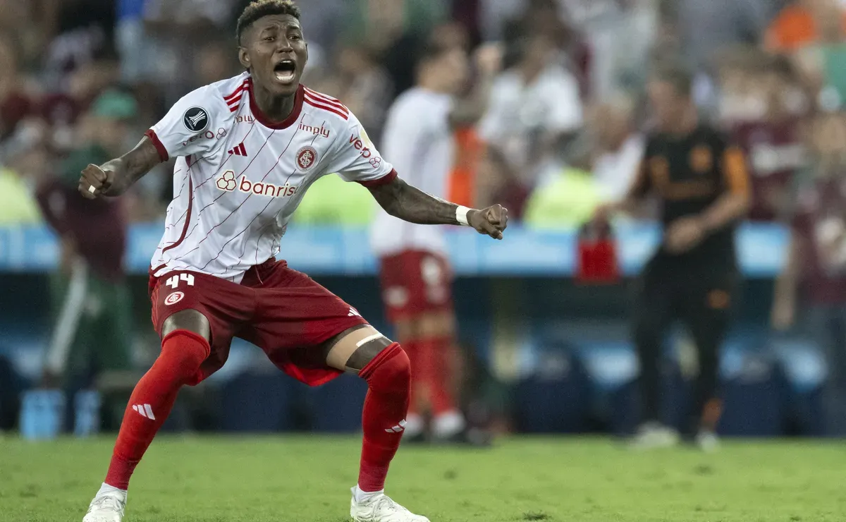 Palmeiras mira Nuno, ex-Fluminense, após acordo travado com Vitão e fechamento com Marlon Freitas