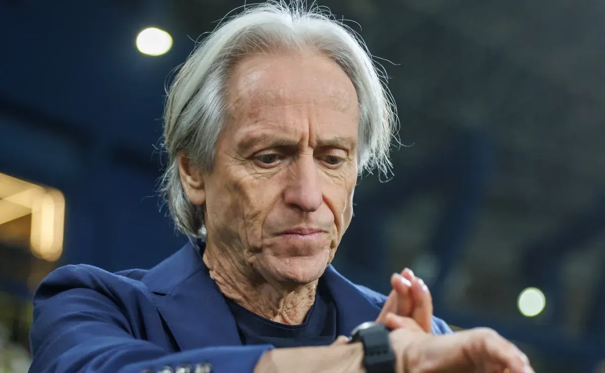 Jorge Jesus para os bastidores: impasse com Filipe Luís não afasta vínculo com o Flamengo