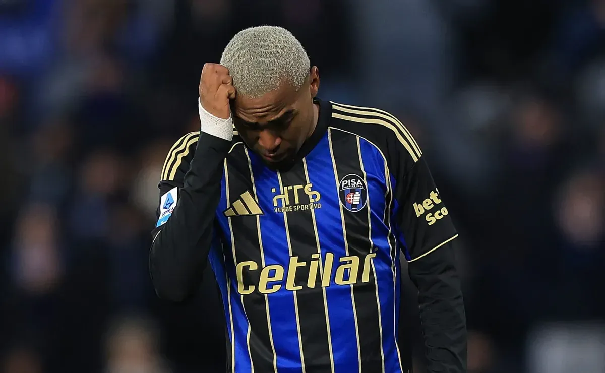 Técnico do Pisa cobra postura de Lorran, menciona preguiça e aponta falhas no início de temporada