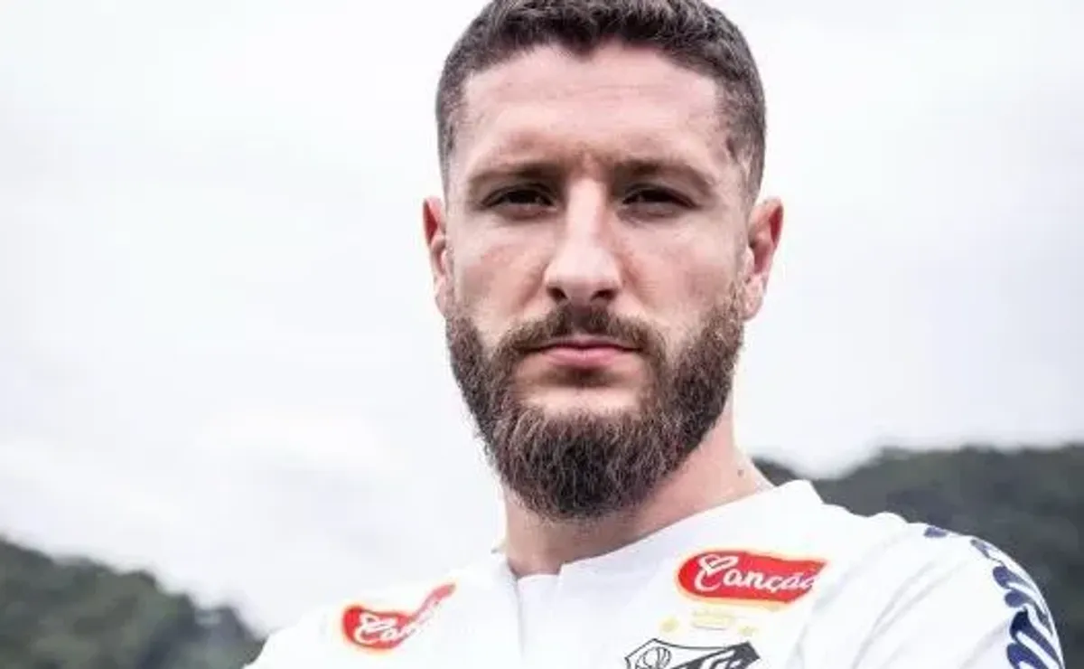Zé Rafael aborda retorno pelo Santos e revela como deve ser aproveitado por Caixinha: “a função…”