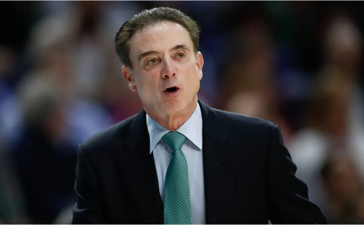 st-john-s-coach-rick-pitino-gets-candid-on-nil-bolavip-us