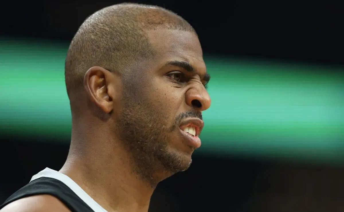 Chris Paul Returns: Can He Revive Clippers' Glory?