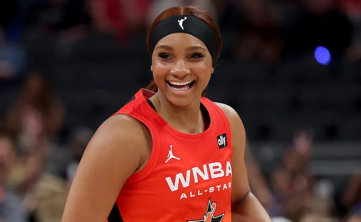 Kiki Iriafen: WNBA Rookie Sensation Shines Brightly