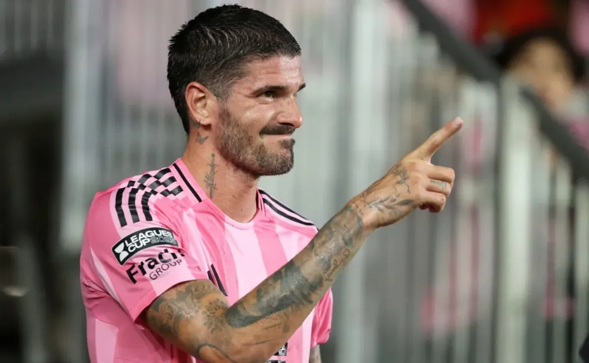 Video: Rodrigo De Paul schießt mit Vorlage von Luis Suarez sein erstes Tor ...