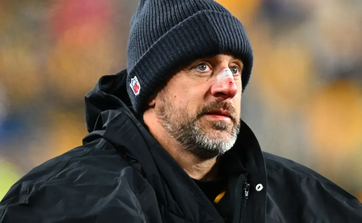 Aaron Rodgers offers key insight on DK Metcalf incident in Steelers vs ...