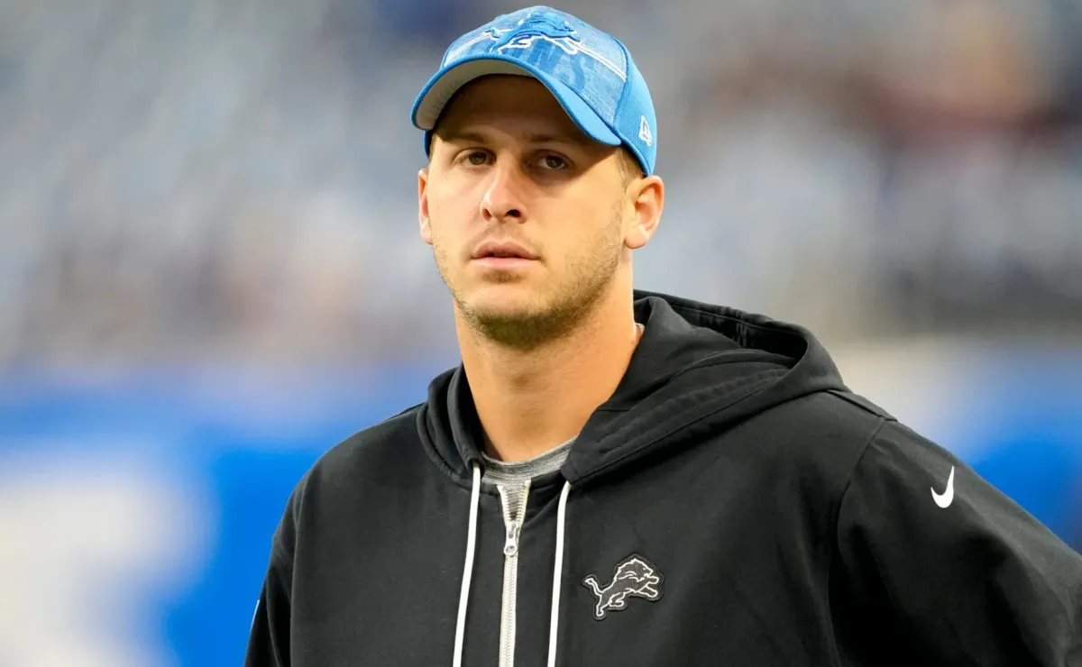 Lions QB Jared Goff may lose offensive teammate who is considering retirement ahead of 2025 NFL Season...tn