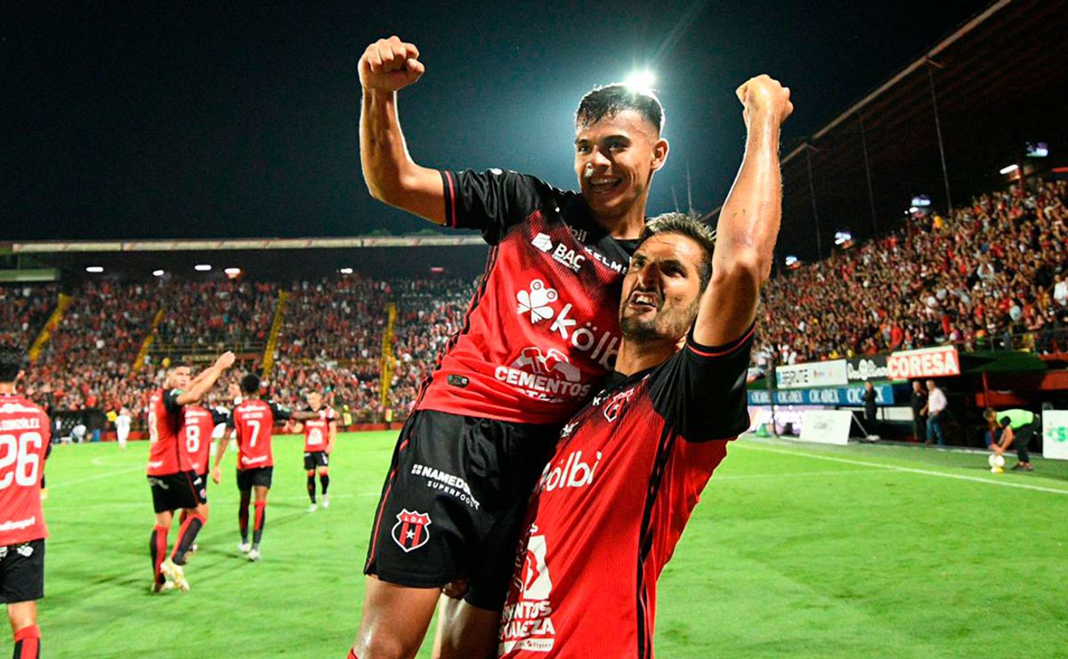 Semifinales Costa Rica Alajuelense eliminó a Cartaginés con goleada