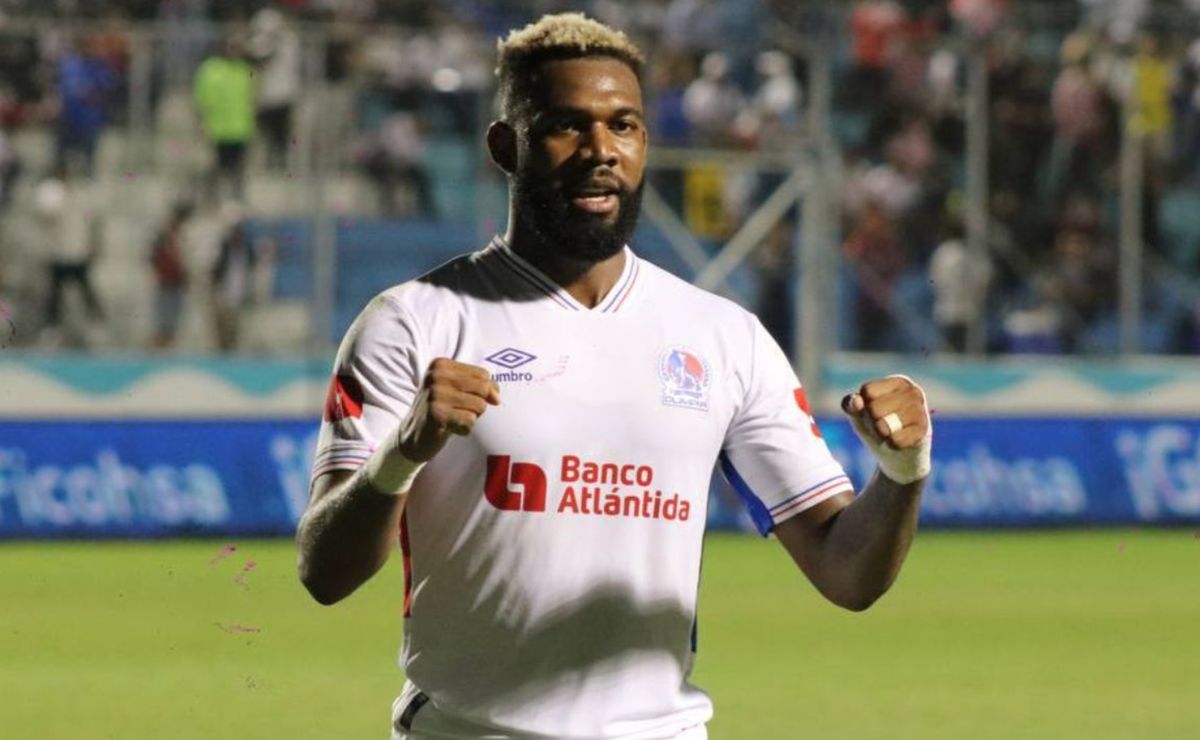 Se queda? Olimpia confirmó el futuro de Jorge Benguché - Futbol Centro  America