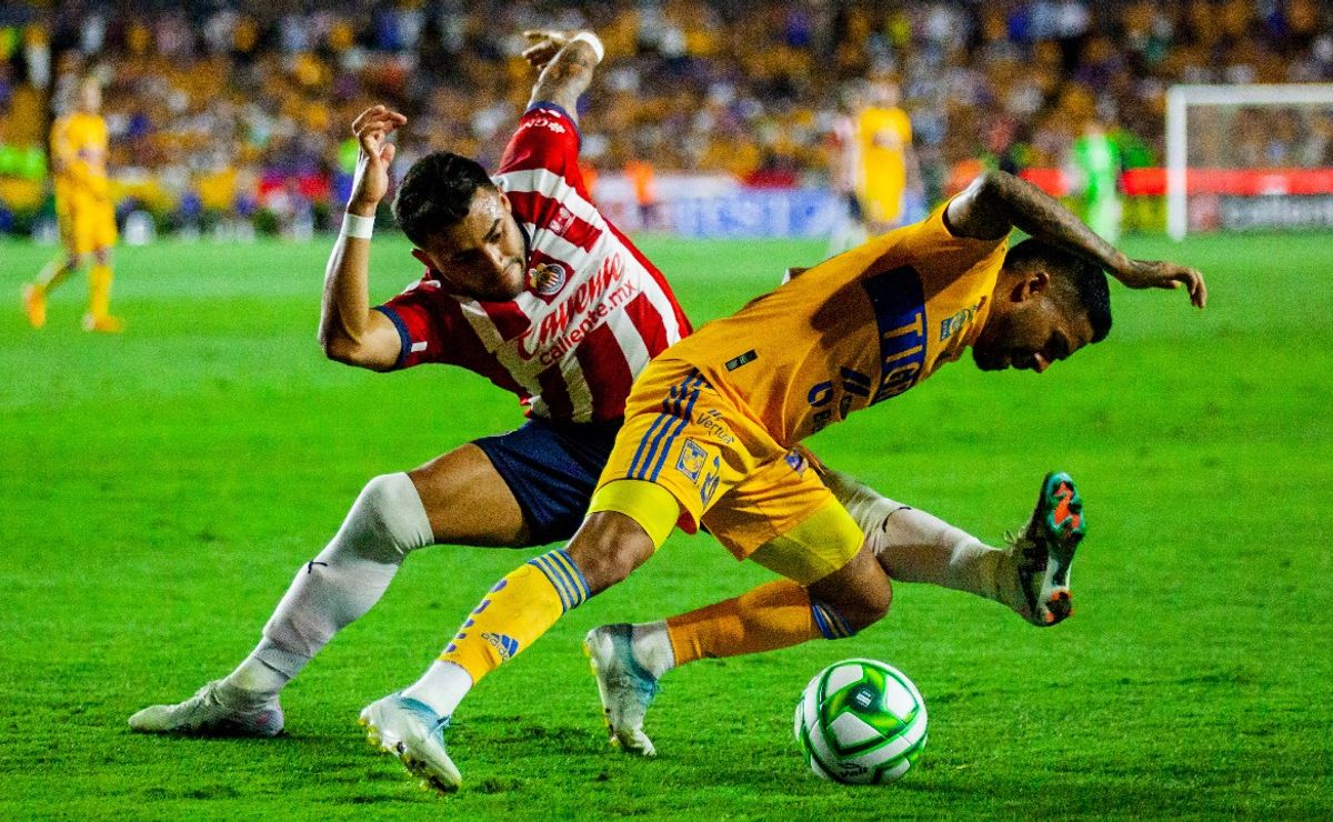 Tigres vs Chivas El Rebaño sale vivo del Volcán y tiene todo para