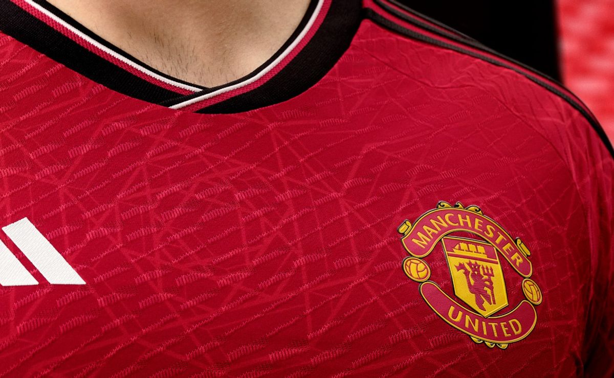 Camiseta Manchester United Local 2021-2022 Versión Aficionado