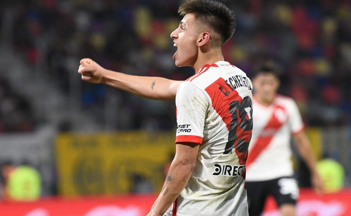 Cambio en ventas de Echeverry favoreciendo a River