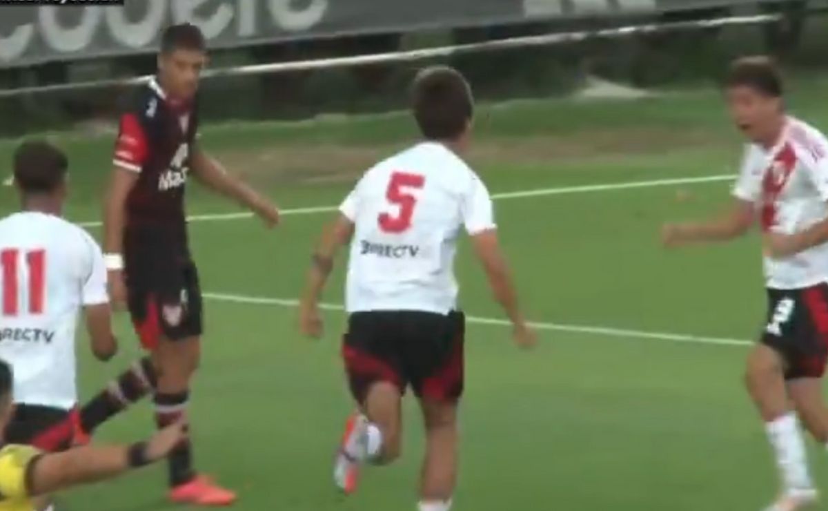 Video: el golazo de Giorgio Constantini para la Reserva de River vs. Insituto