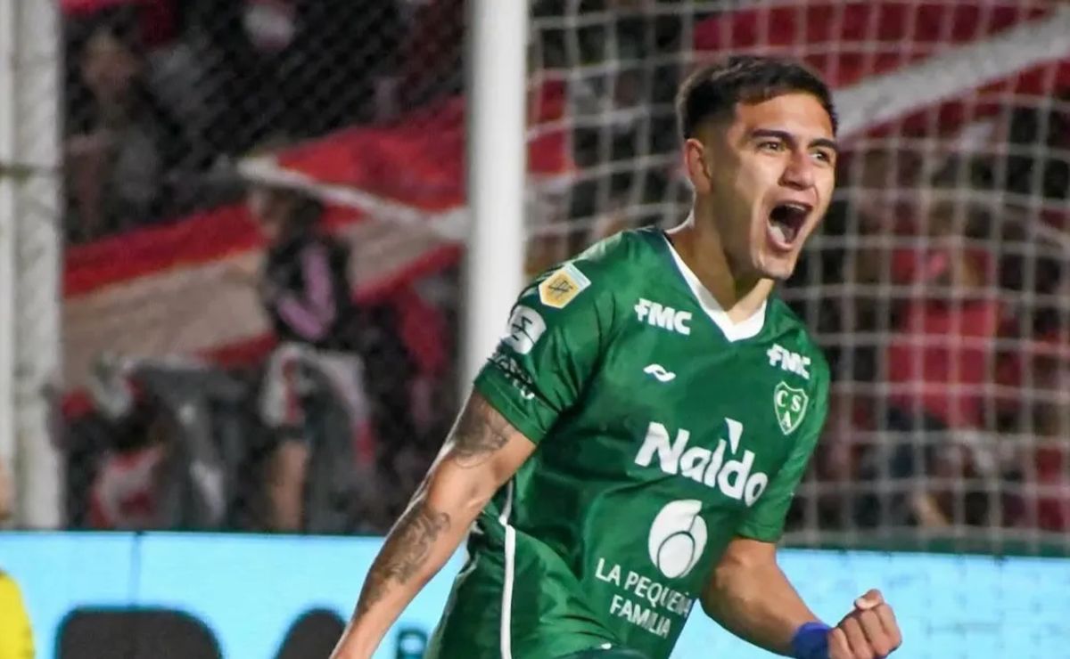 Es la figura de Sarmiento, pertenece a River y muchos hinchas pidieron que vuelva