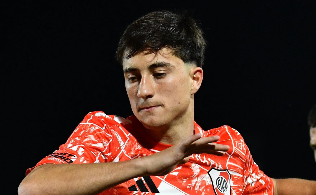 Joven promesa de River Plate reflexiona sobre su futuro y la posibilidad de salir a préstamo