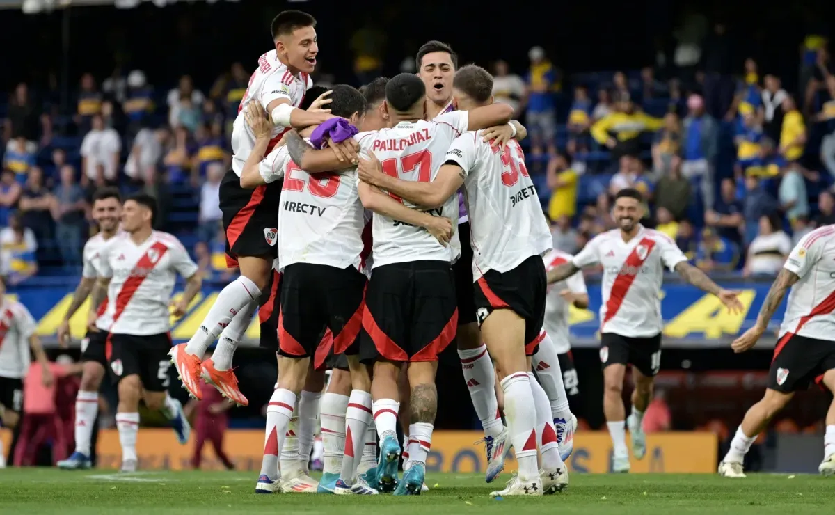 Yoli de la que se avecina desnuda