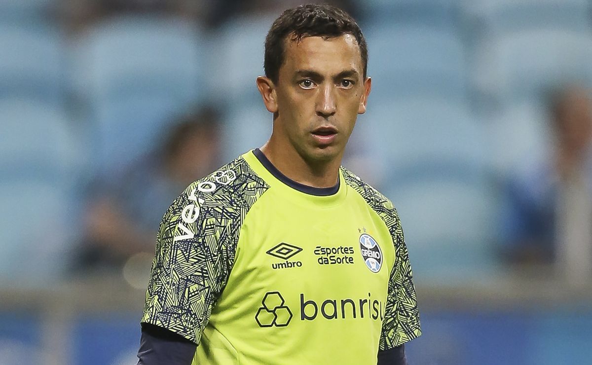 ¿Se suma a Boca? Revelaron QUÉ ESPERA Agustín Marchesín para acelerar su salida de Gremio