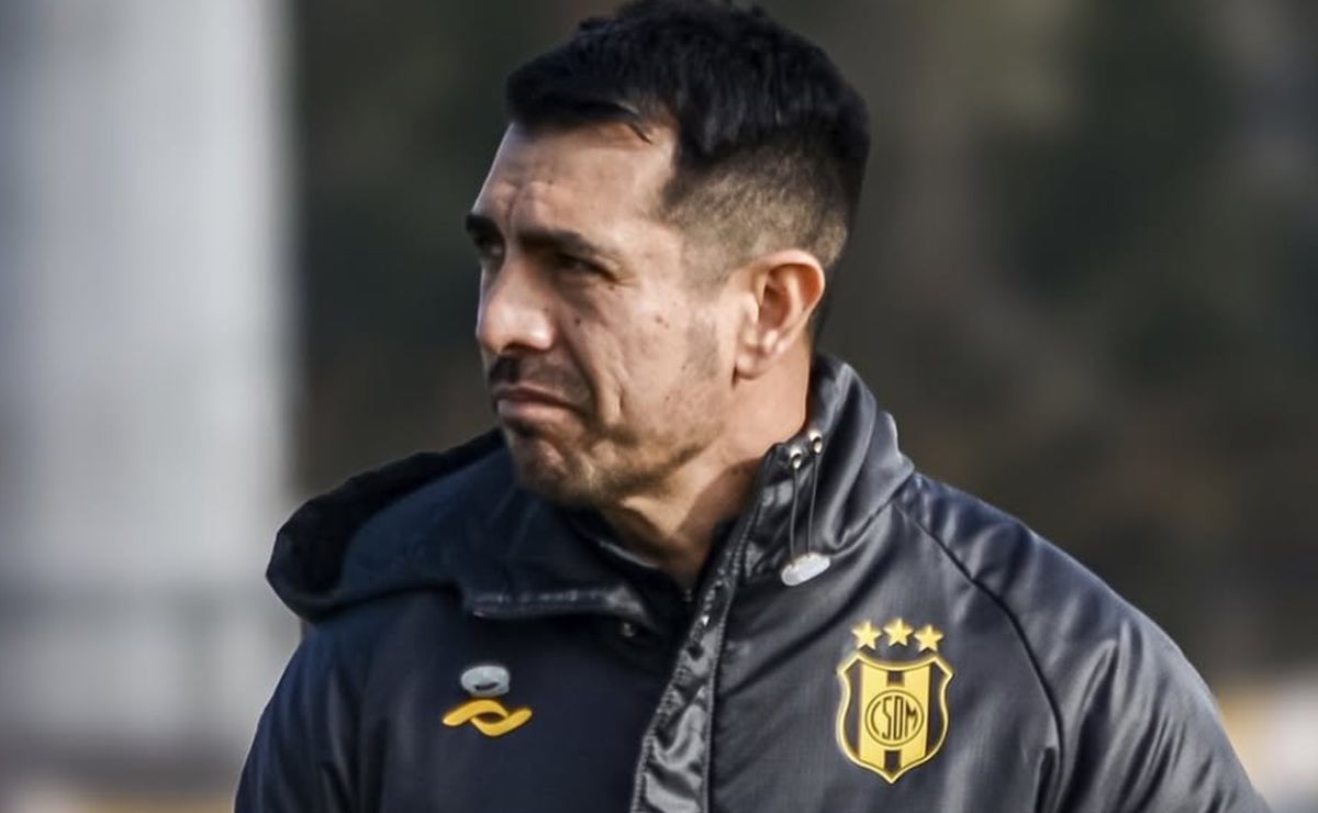 Fue campeón en Boca, hoy es DT y sueña con el ascenso a Primera: qué es de la vida de Leandro Gracián