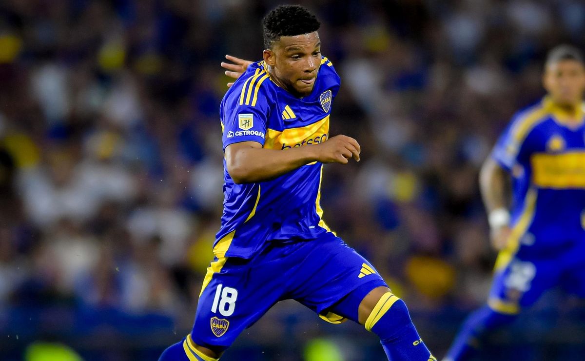 La foto que publicó Boca y expuso a Frank Fabra: 