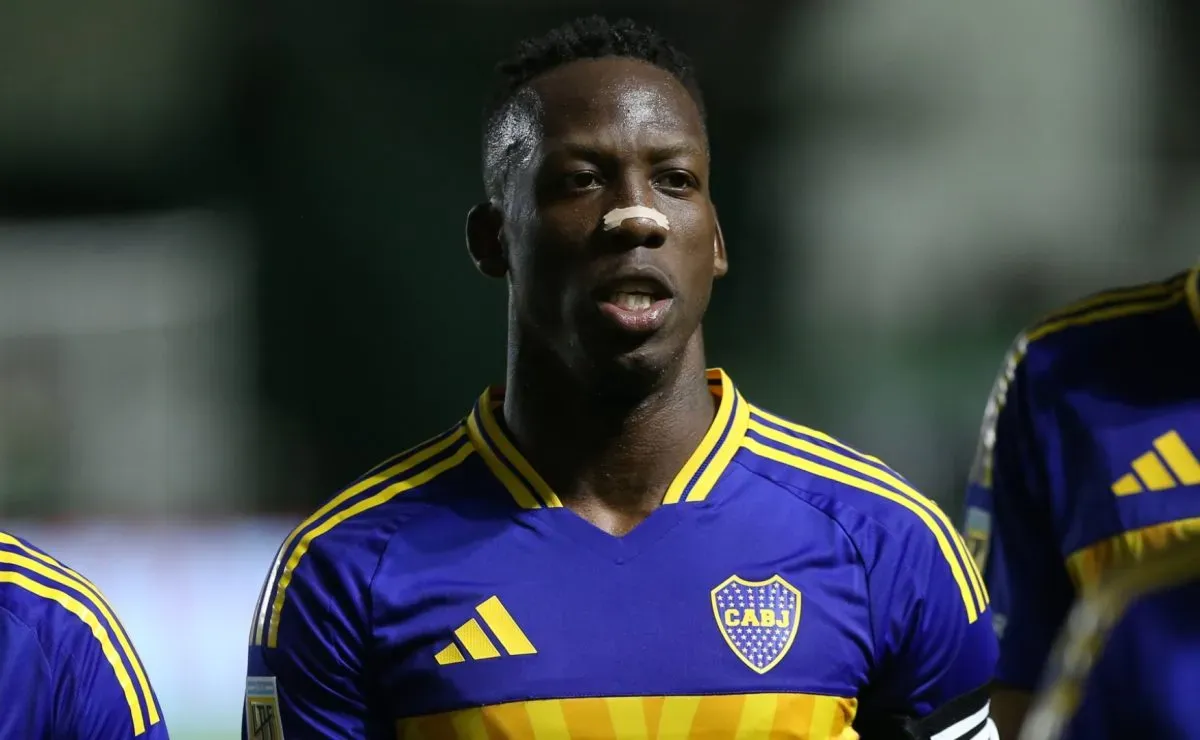 El representante de Advíncula habló de los rumores de una salida de Boca: 