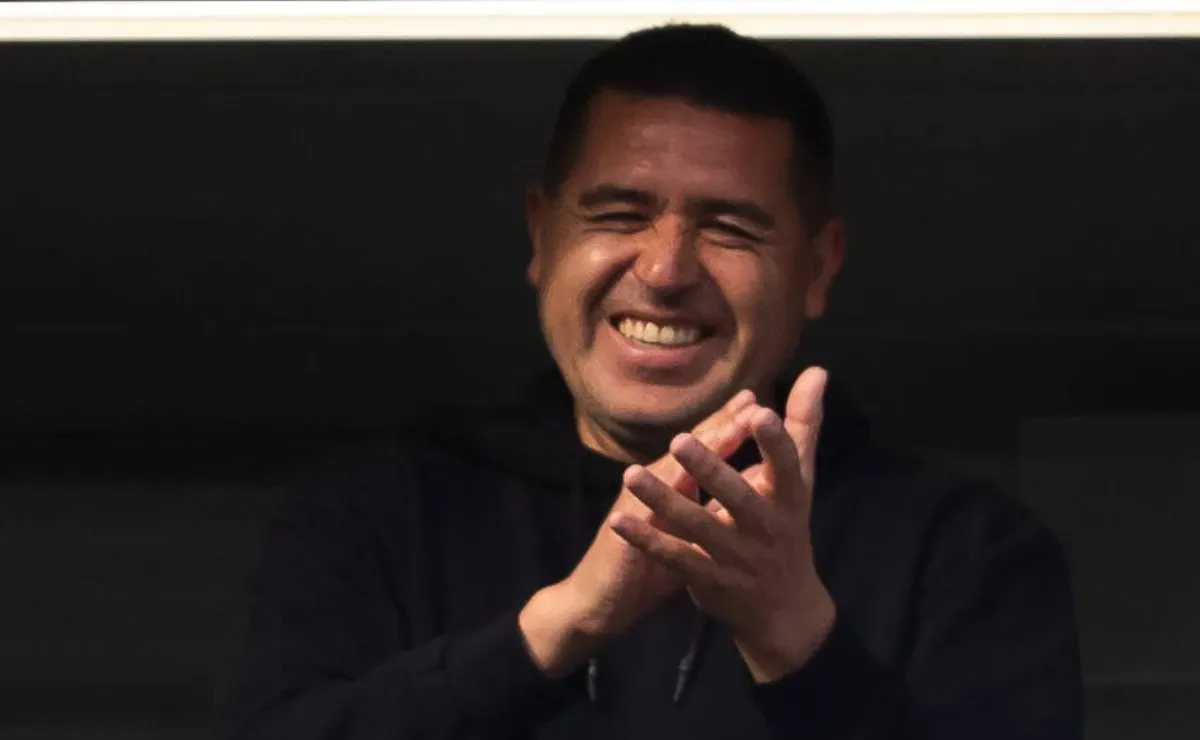 ¿El elegido de Riquelme? El DT con el que ya hubo contactos y ahora lidera la carrera para llegar a Boca