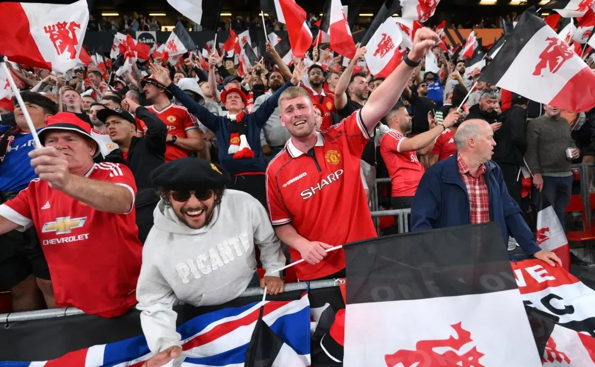 Los hinchas del Manchester United piden que un jugador de Boca vuelva a su club: 