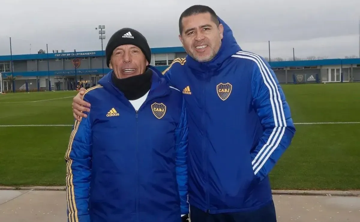 Riquelme espera a Russo: cuándo podría asumir y por qué lo elige por sobre otros candidatos