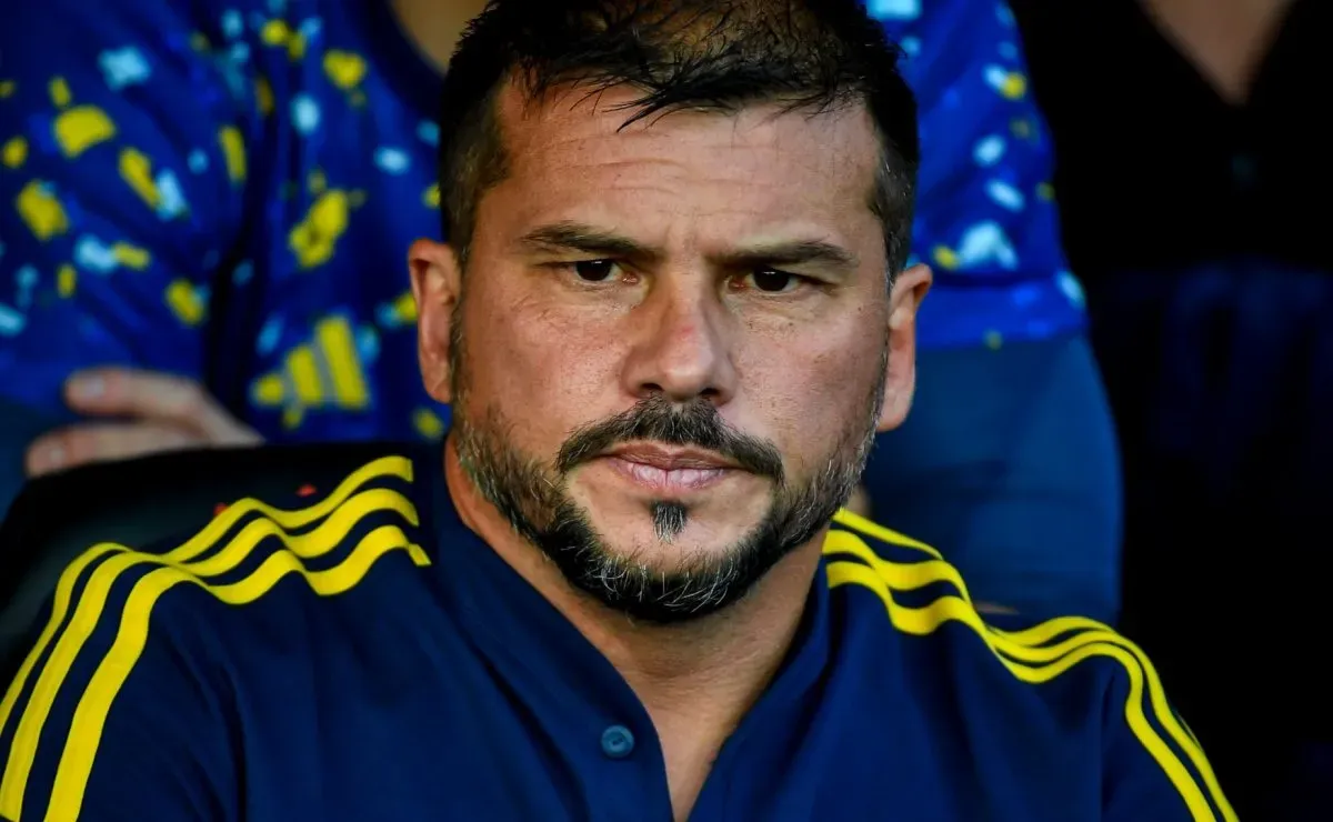 Herrón no quiere ser más interino de Boca: quién dirigirá la práctica del martes si no está el nuevo DT
