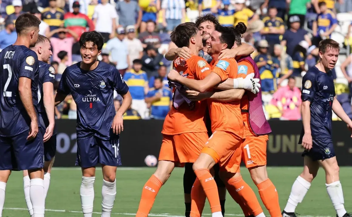 El problema de vestuario en el Auckland City que expone todavía más a Boca: 