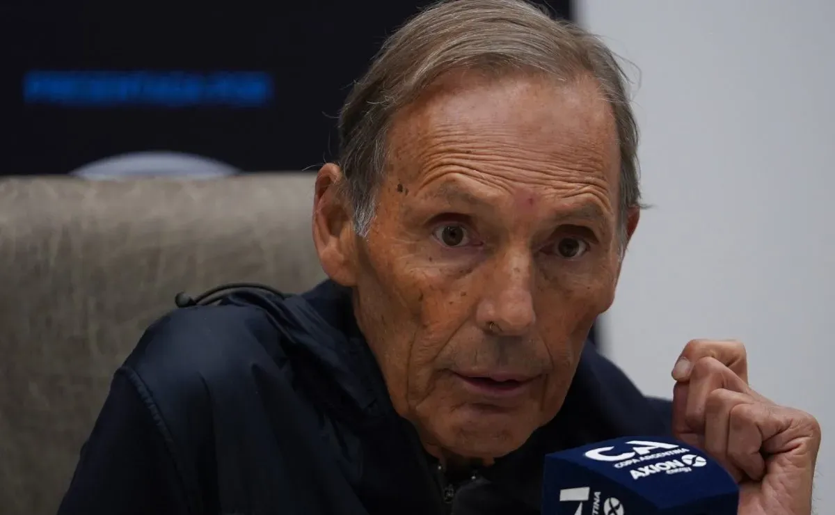 La primera decisión de Russo tras la eliminación que trajo más polémica en Boca: 