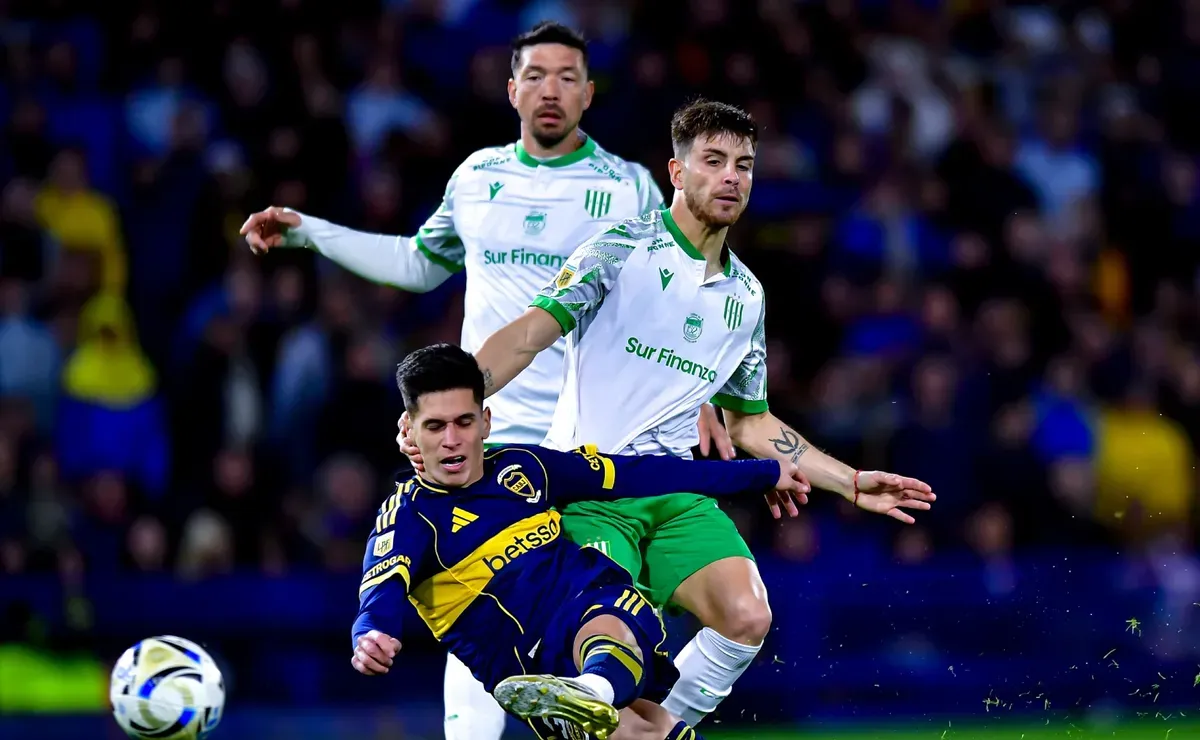 El fuerte reclamo de Banfield por el arbitraje contra Boca: 