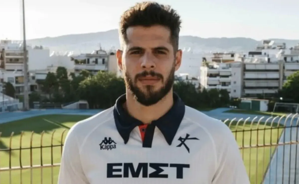 Surgió en Boca, lo dirigió Bianchi y ahora jugará en el ascenso de Grecia