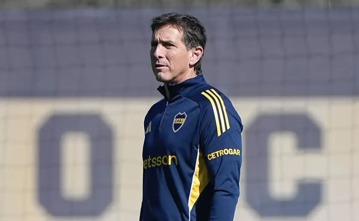 Sin Russo, Úbeda probó con una formación en la práctica de fútbol de Boca