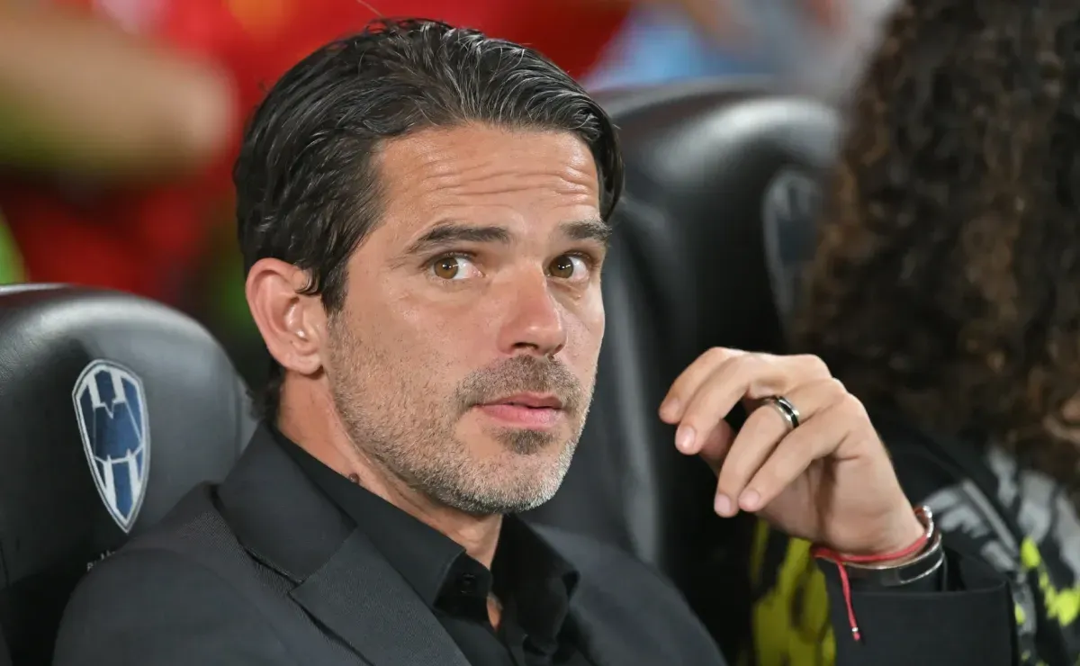 Gago se peleó con un periodista mexicano cuando le hablaron de Boca: 