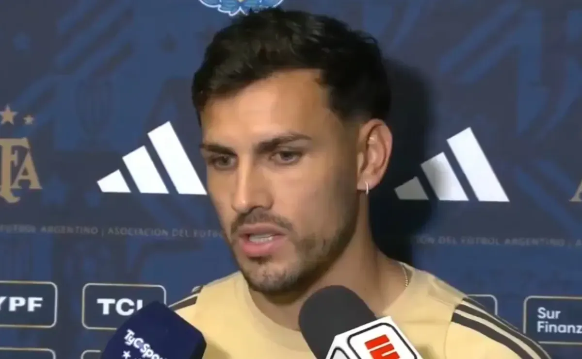 Paredes explicó por qué no volvió para el velatorio de Russo: 