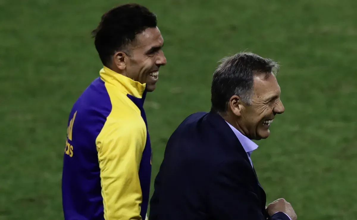 El agradecimiento especial de Carlitos Tevez para despedir a Miguel Russo: “Lo voy a llevar en mi corazón”