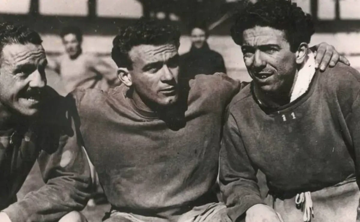 El día en que Boca y River jugaron juntos: Labruna tuvo que usar la camiseta azul y amarilla