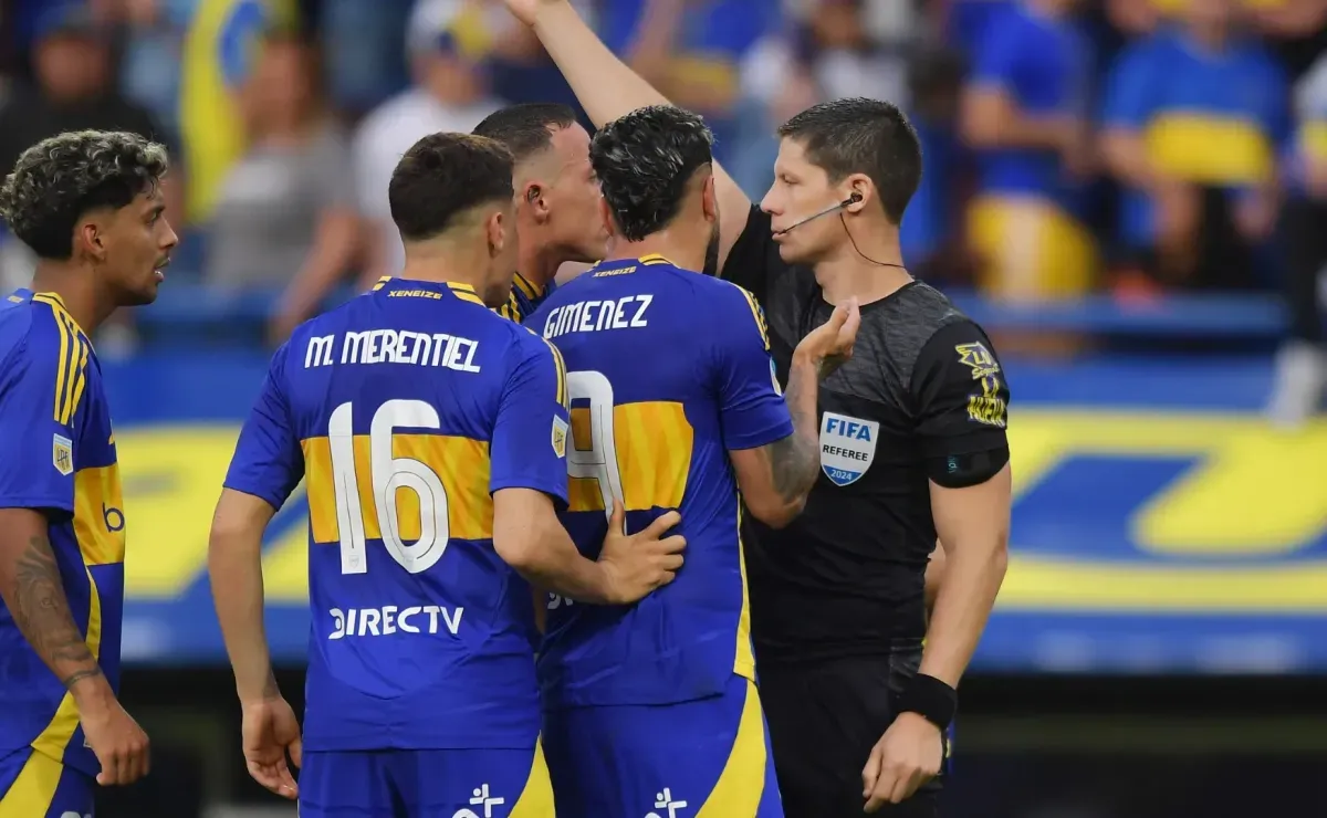 El árbitro del Superclásico, en la mira: la vez en la que perjudicó claramente a Boca frente a River
