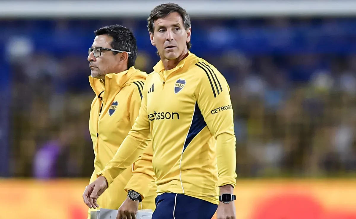 Los 5 groseros errores de Úbeda ante Racing que la dirigencia de Boca le recrimina al DT: ¿sigue?