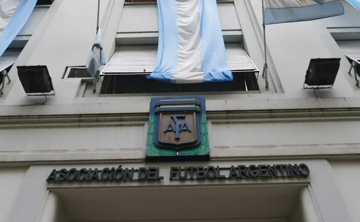 Un fútbol argentino nunca antes visto: matemáticamente, un equipo podría ganar ¡13 títulos! en la temporada 2026
